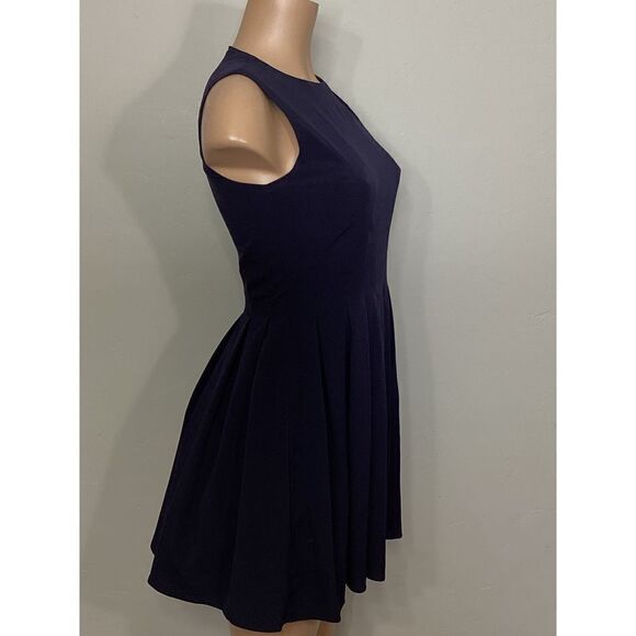 New. French Connection navy fit & flare dress. Runs big. Retails $129 - Picture 7 of 11